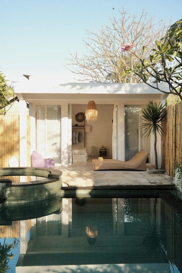 Villa Menorca Gili Trawangan Esterno foto